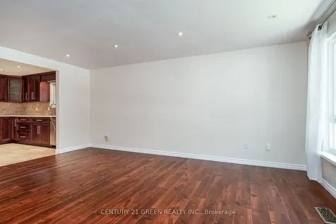 8 Pamela Place Guelph ON N1H 8C9