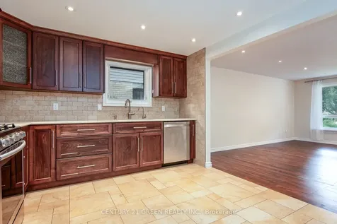8 Pamela Place Guelph ON N1H 8C9