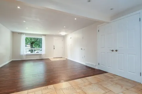 8 Pamela Place Guelph ON N1H 8C9