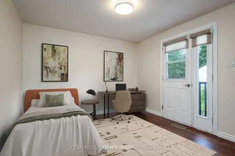 8 Pamela Place Guelph ON N1H 8C9
