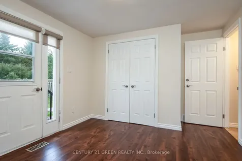 8 Pamela Place Guelph ON N1H 8C9