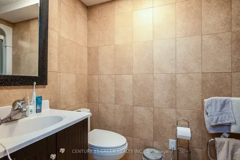 8 Pamela Place Guelph ON N1H 8C9