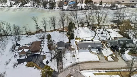 102 Greenfield Park Belleville ON K0K 1V0
