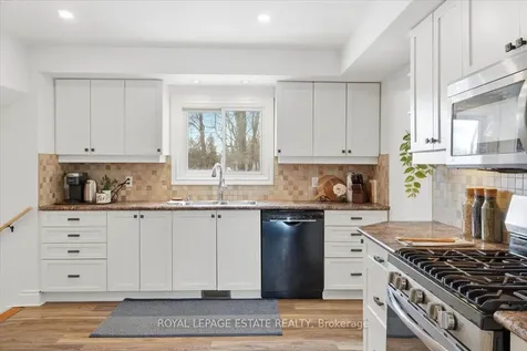 102 Greenfield Park Belleville ON K0K 1V0