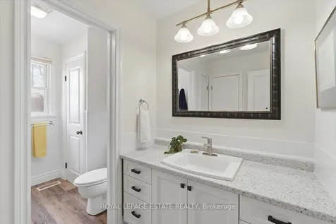 102 Greenfield Park Belleville ON K0K 1V0
