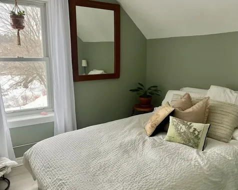 28 Queen Street Asphodel-norwood ON K0L 2V0