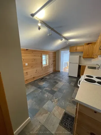 28 Queen Street Asphodel-norwood ON K0L 2V0