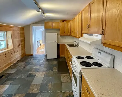 28 Queen Street Asphodel-norwood ON K0L 2V0