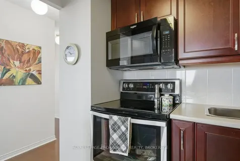 120 Barrett Court Kingston ON K7L 5H6