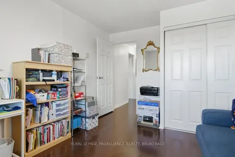 120 Barrett Court Kingston ON K7L 5H6