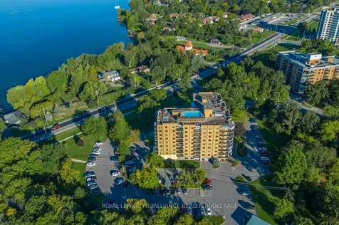 120 Barrett Court Kingston ON K7L 5H6