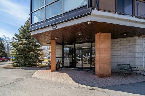 120 Barrett Court Kingston ON K7L 5H6
