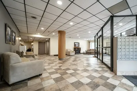 120 Barrett Court Kingston ON K7L 5H6