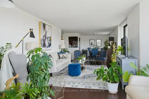 120 Barrett Court Kingston ON K7L 5H6
