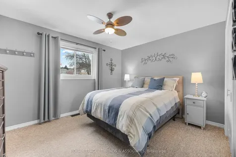 94 Oak Street W Laurentian Valley ON K8A 7R3