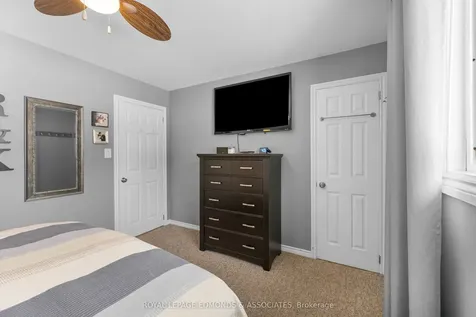 94 Oak Street W Laurentian Valley ON K8A 7R3