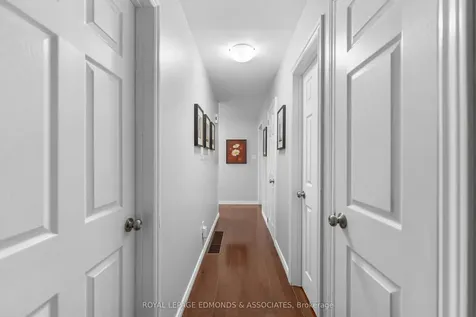 94 Oak Street W Laurentian Valley ON K8A 7R3