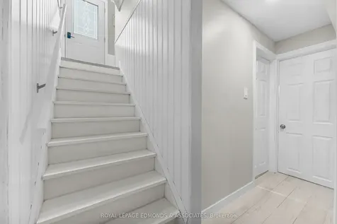 94 Oak Street W Laurentian Valley ON K8A 7R3