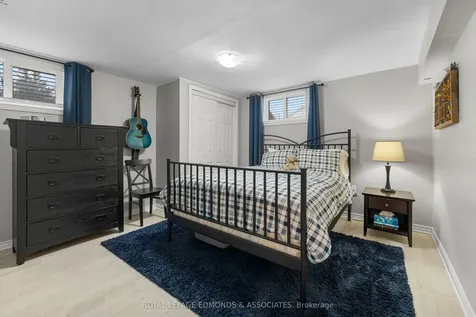 94 Oak Street W Laurentian Valley ON K8A 7R3