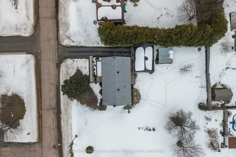 94 Oak Street W Laurentian Valley ON K8A 7R3