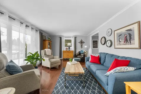 94 Oak Street W Laurentian Valley ON K8A 7R3