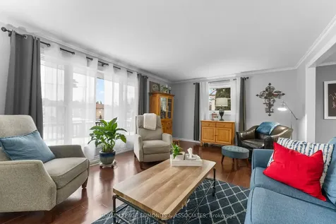 94 Oak Street W Laurentian Valley ON K8A 7R3