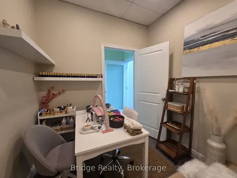 635 Greenhill Avenue Hamilton ON L8K 5W8