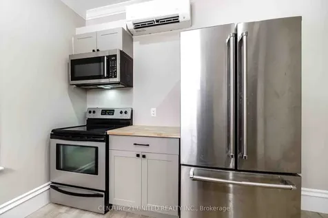 218 Park Street N Peterborough ON K9J 3P8