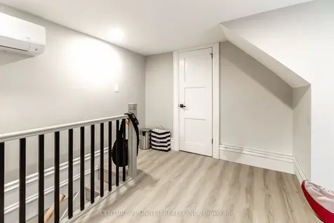 218 Park Street N Peterborough ON K9J 3P8