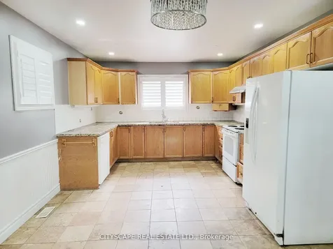 34 Robinson Avenue Kawartha Lakes ON K0M 2B0