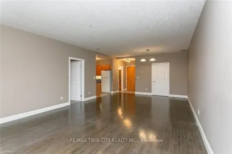 165 Duke Street E Waterloo ON N2H 6T8