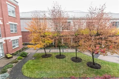 165 Duke Street E Waterloo ON N2H 6T8