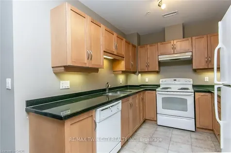 165 Duke Street E Waterloo ON N2H 6T8