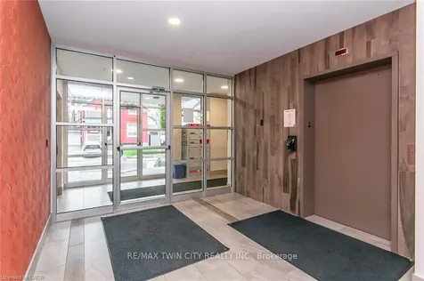 165 Duke Street E Waterloo ON N2H 6T8