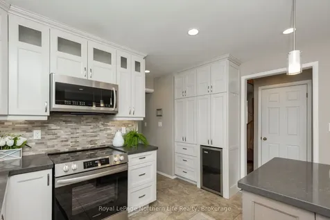 30 Gladstone Avenue North Bay ON P1A 2L3
