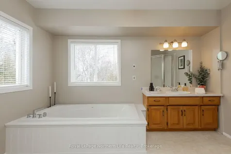30 Gladstone Avenue North Bay ON P1A 2L3