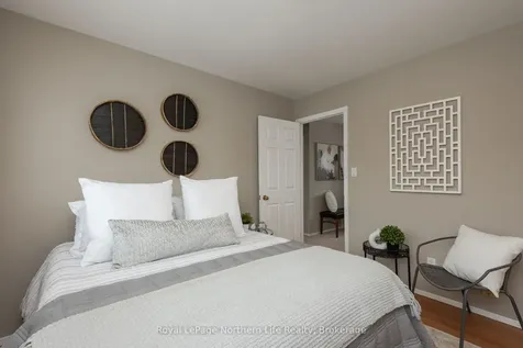 30 Gladstone Avenue North Bay ON P1A 2L3