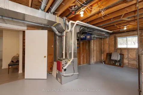 30 Gladstone Avenue North Bay ON P1A 2L3
