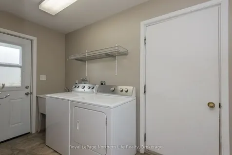 30 Gladstone Avenue North Bay ON P1A 2L3