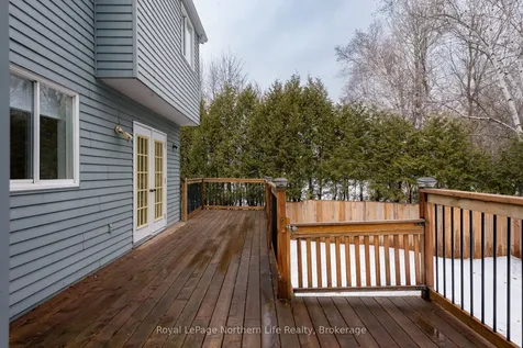 30 Gladstone Avenue North Bay ON P1A 2L3