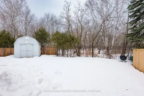 30 Gladstone Avenue North Bay ON P1A 2L3
