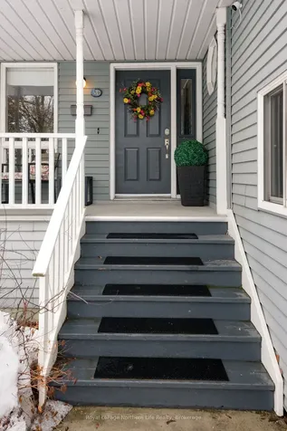 30 Gladstone Avenue North Bay ON P1A 2L3