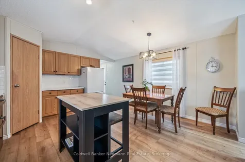 15 Elm Street Puslinch ON N0B 2J0