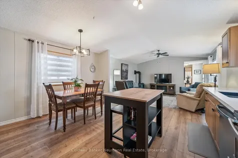 15 Elm Street Puslinch ON N0B 2J0
