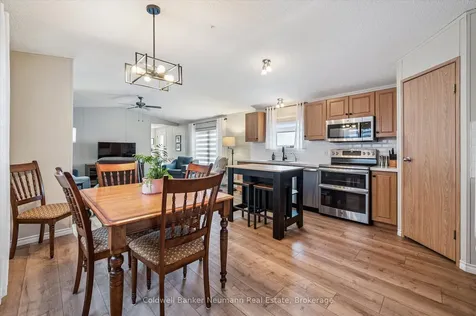 15 Elm Street Puslinch ON N0B 2J0