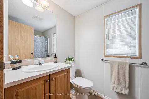 15 Elm Street Puslinch ON N0B 2J0
