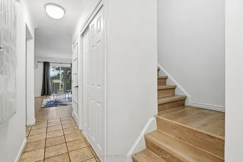 1460 Garth Street Hamilton ON L9B 1R6