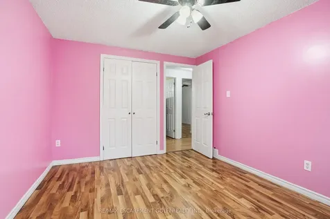 1460 Garth Street Hamilton ON L9B 1R6