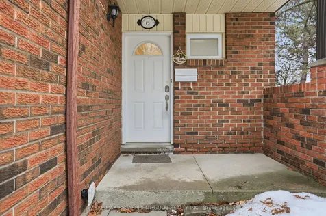 1460 Garth Street Hamilton ON L9B 1R6