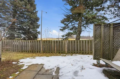 1460 Garth Street Hamilton ON L9B 1R6